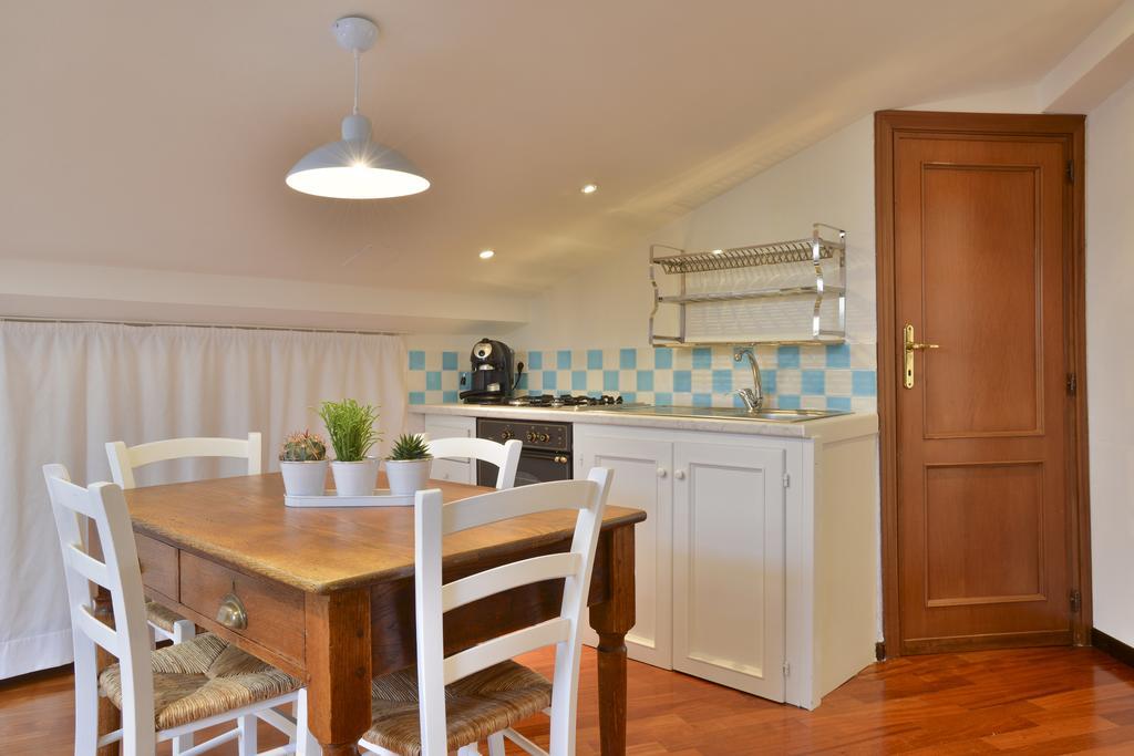 Holiday Alghero Apartment Bilik gambar